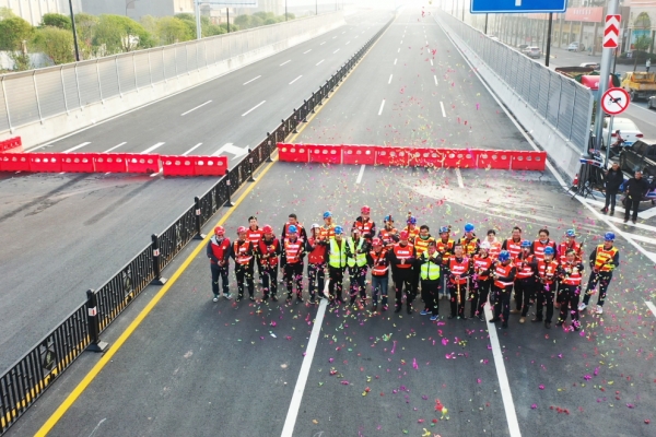 今天，宜萬(wàn)同城快速通道全線(xiàn)通車(chē)了！
